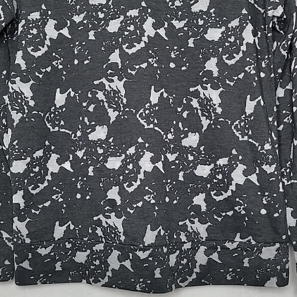 Fabletics Long Sleeve Top Size XS - Picture 3 of 6